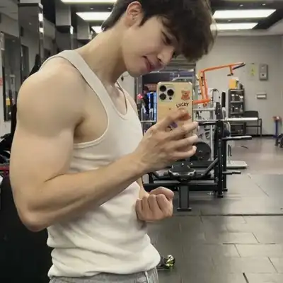 李睿天